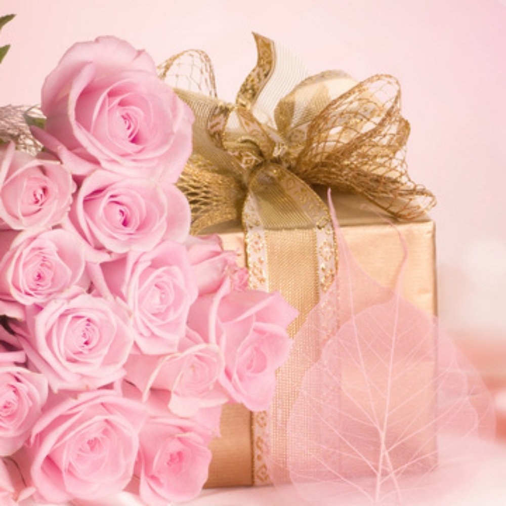 LG RESALE- Lg USPS FULL BOX OF GOODS